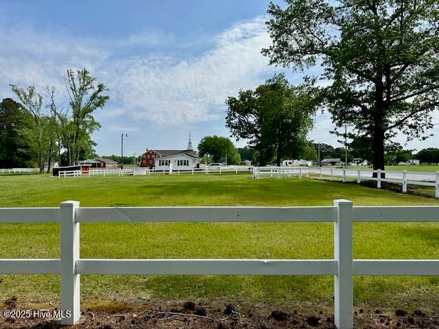 4998 Peacock Road, Whiteville, NC 28472