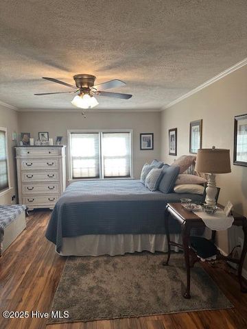 4998 Peacock Road, Whiteville, NC 28472