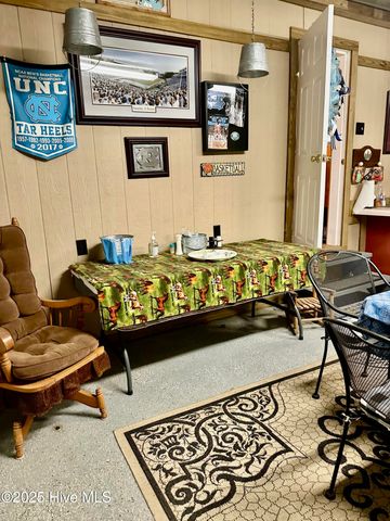 4998 Peacock Road, Whiteville, NC 28472