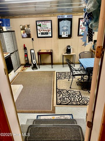 4998 Peacock Road, Whiteville, NC 28472