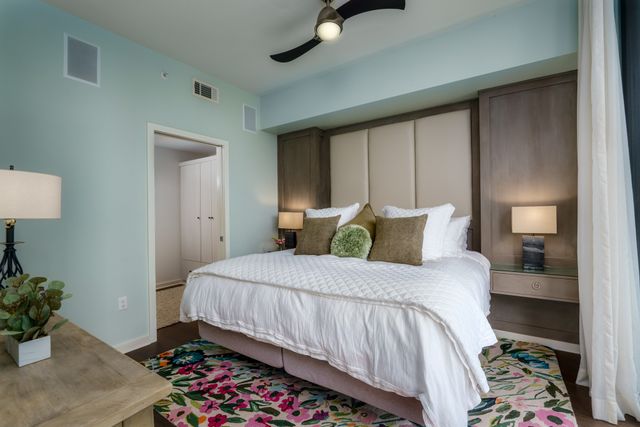1212 Laurel St Apt 1002, Nashville, TN 37203