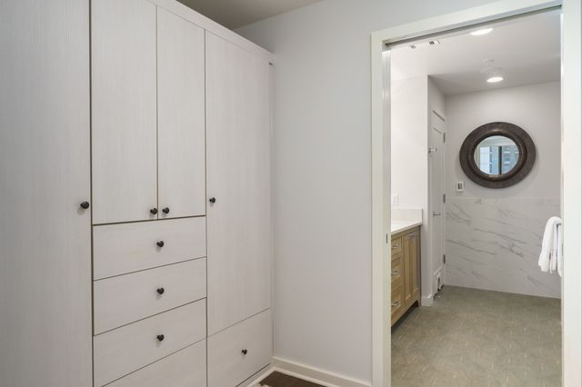 1212 Laurel St Apt 1002, Nashville, TN 37203