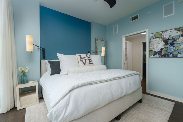 1212 Laurel St Apt 1002, Nashville, TN 37203
