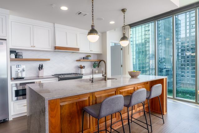 1212 Laurel St Apt 1002, Nashville, TN 37203