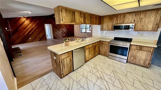 1670 MONTEREY DRIVE, Clearwater, FL 33756