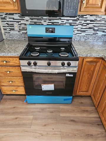 87 Crafts St, Newton, MA 02458