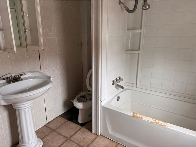 17 Ogden Street, Walton, NY 13856