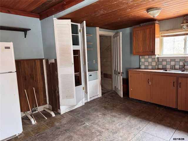 17 Ogden Street, Walton, NY 13856