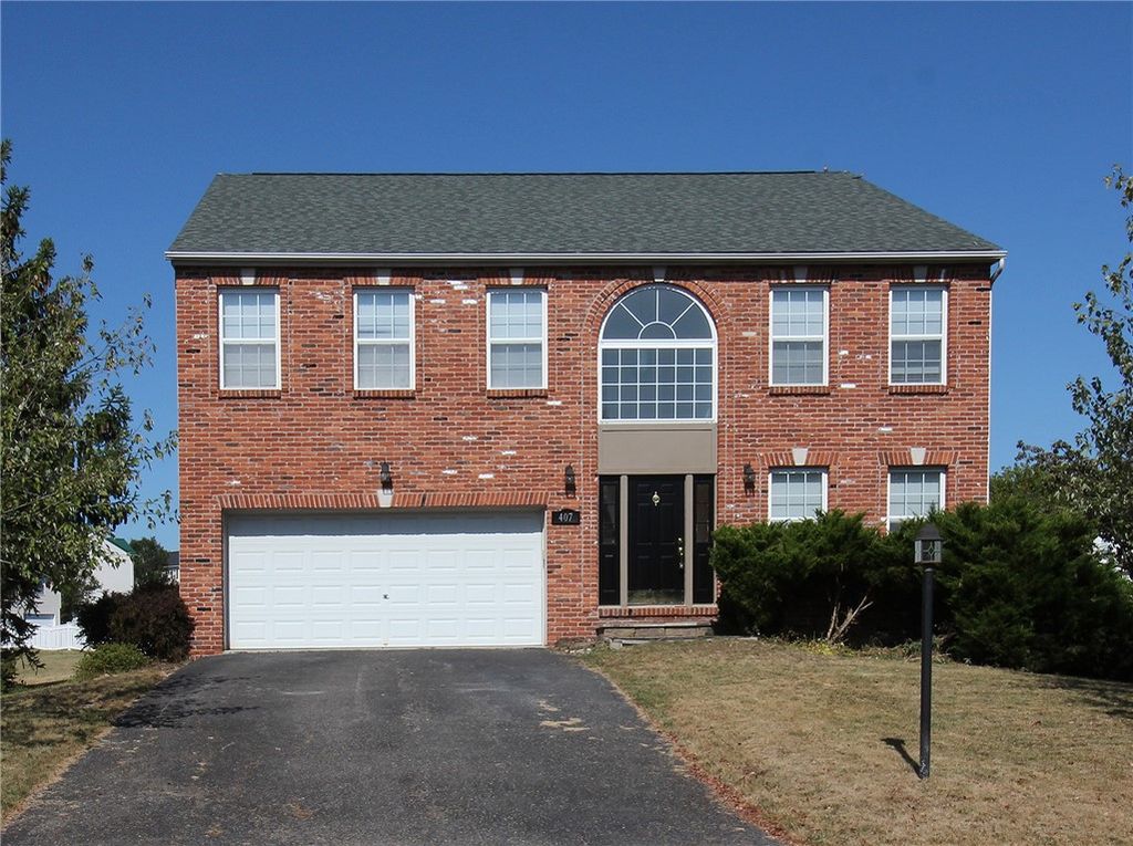 407 Commodore Drive, North Fayette, PA 15057