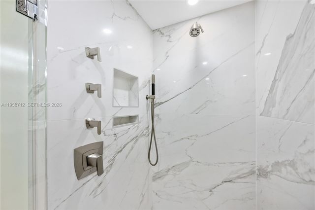 529 S Flagler Dr 19G, West Palm Beach, FL 33401