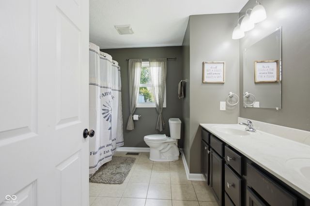 113 Waterman Drive, Noblesville, IN 46060