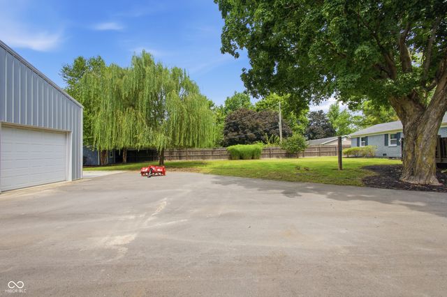 113 Waterman Drive, Noblesville, IN 46060