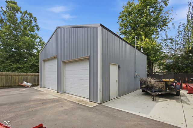 113 Waterman Drive, Noblesville, IN 46060