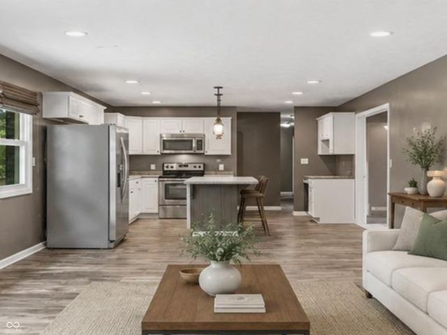 113 Waterman Drive, Noblesville, IN 46060