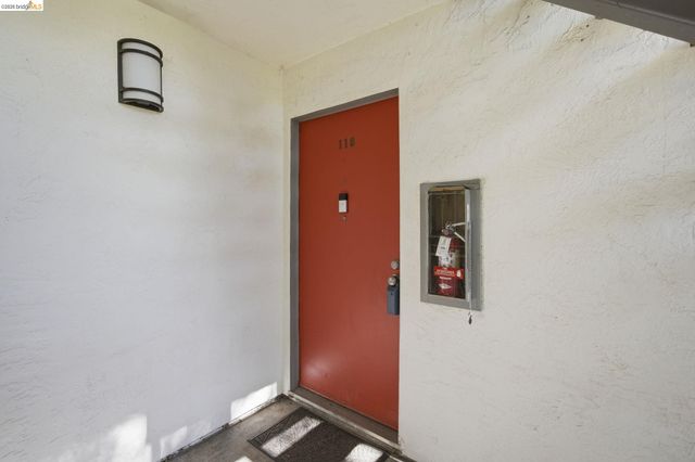 4081 Clayton Rd. 118, Concord, CA 94521