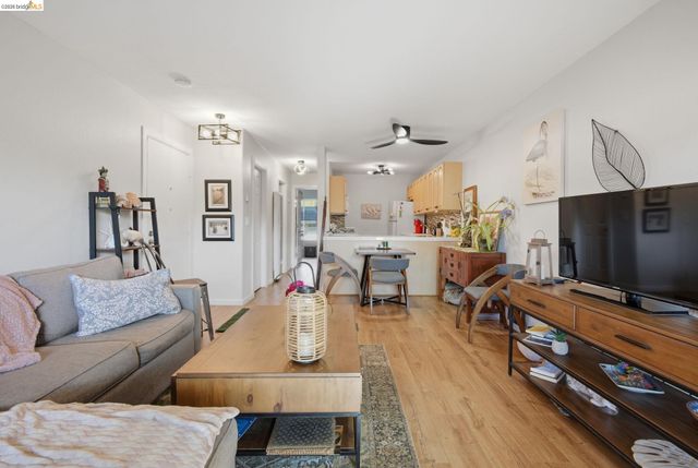 4081 Clayton Rd. 118, Concord, CA 94521