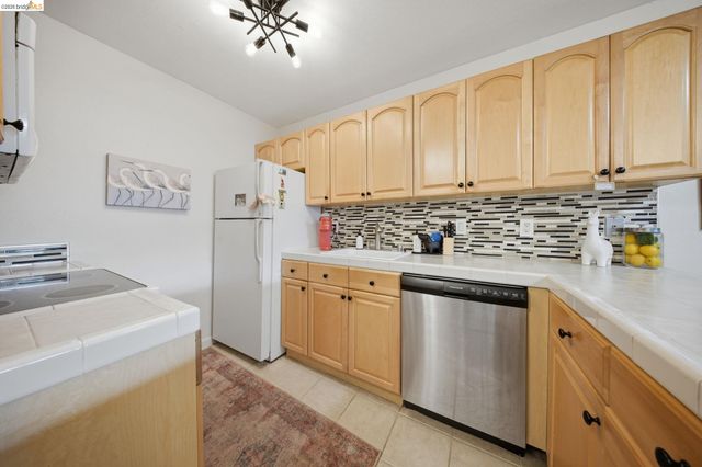 4081 Clayton Rd. 118, Concord, CA 94521