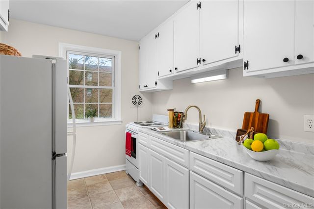 51 Cross Street 3B, Bronxville, NY 10708