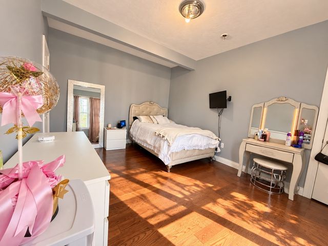 299 Adams St 1, Abington, MA 02351