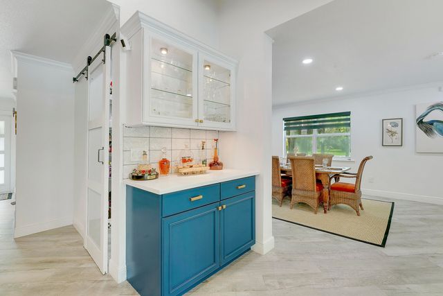 12709 Quercus Lane, Wellington, FL 33414