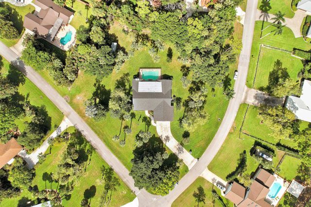 12709 Quercus Lane, Wellington, FL 33414