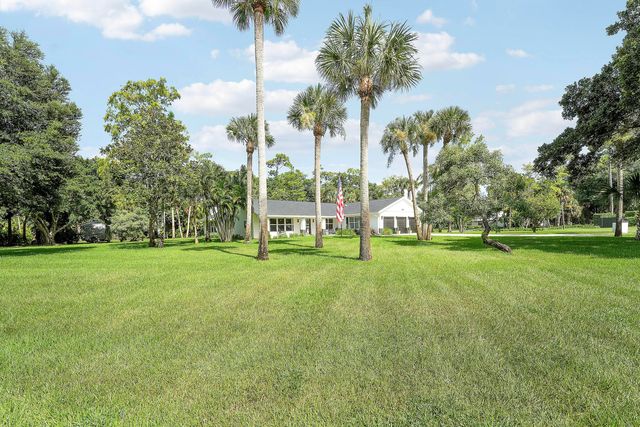 12709 Quercus Lane, Wellington, FL 33414