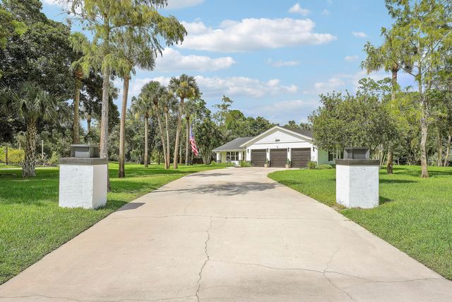 12709 Quercus Lane, Wellington, FL 33414