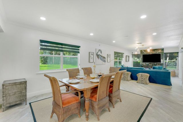 12709 Quercus Lane, Wellington, FL 33414