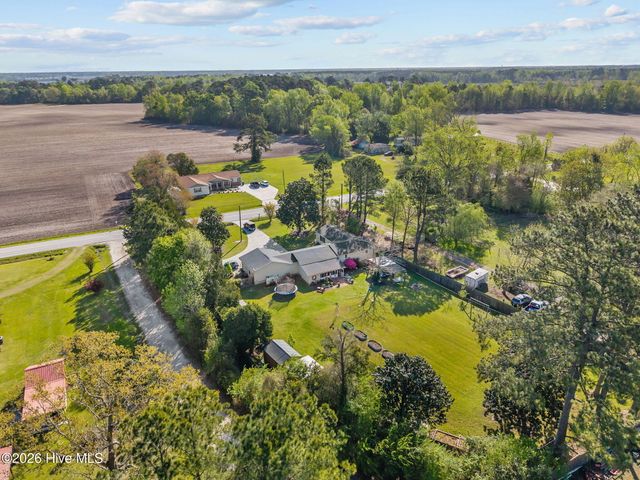 855 Belgrade Swansboro Road, Stella, NC 28582