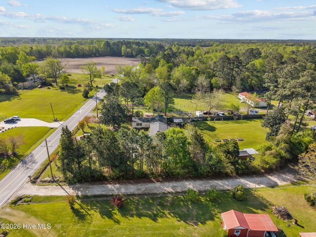 855 Belgrade Swansboro Road, Stella, NC 28582