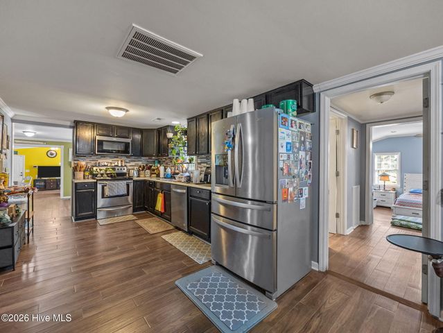 855 Belgrade Swansboro Road, Stella, NC 28582