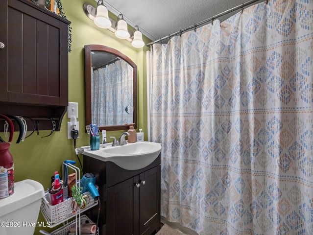 855 Belgrade Swansboro Road, Stella, NC 28582