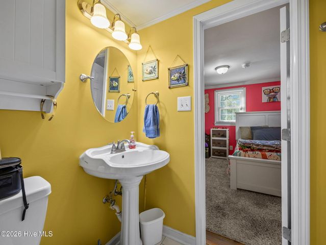 855 Belgrade Swansboro Road, Stella, NC 28582