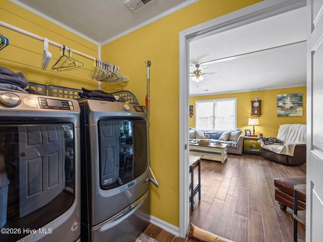 855 Belgrade Swansboro Road, Stella, NC 28582