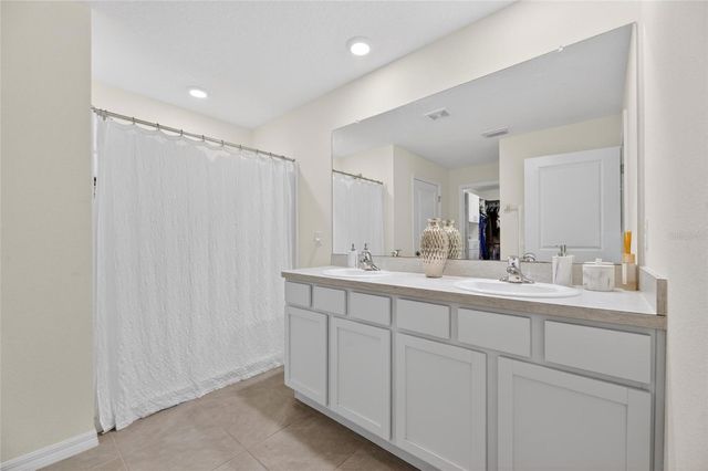 3255 SILVER DATE DRIVE, Wimauma, FL 33598