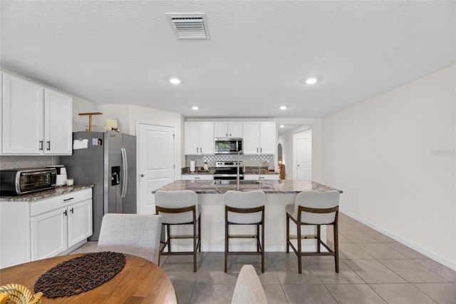 3255 SILVER DATE DRIVE, Wimauma, FL 33598