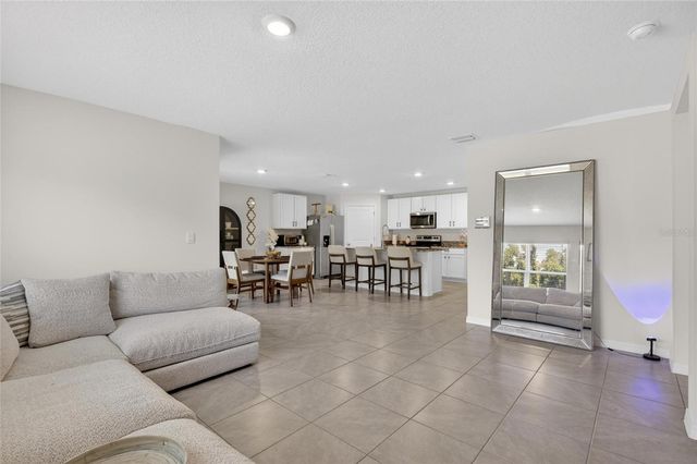 3255 SILVER DATE DRIVE, Wimauma, FL 33598