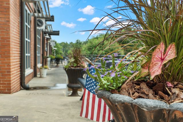 151 High Point Drive, Hoschton, GA 30548