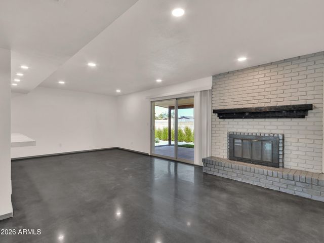 5605 W REDFIELD Road, Glendale, AZ 85306