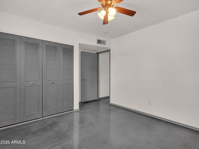 5605 W REDFIELD Road, Glendale, AZ 85306