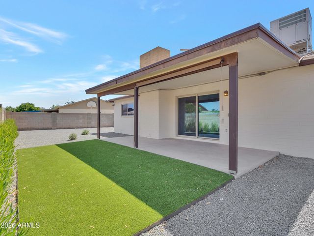 5605 W REDFIELD Road, Glendale, AZ 85306