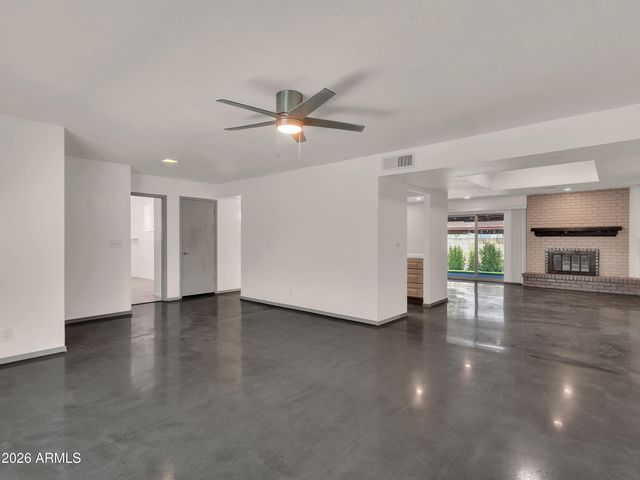 5605 W REDFIELD Road, Glendale, AZ 85306