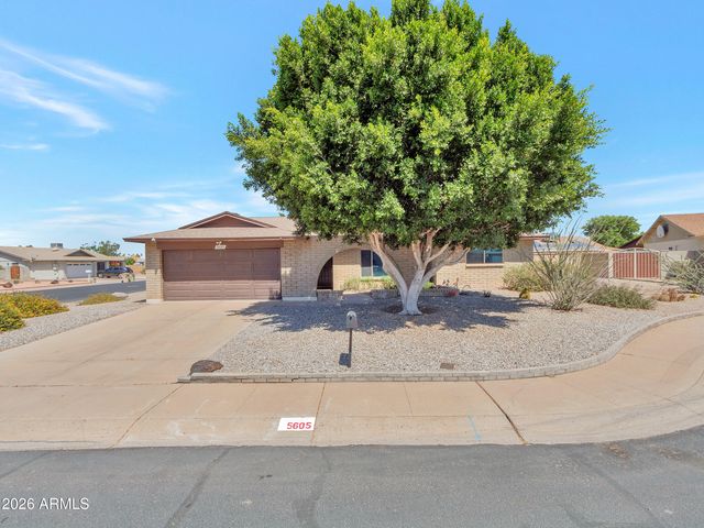 5605 W REDFIELD Road, Glendale, AZ 85306