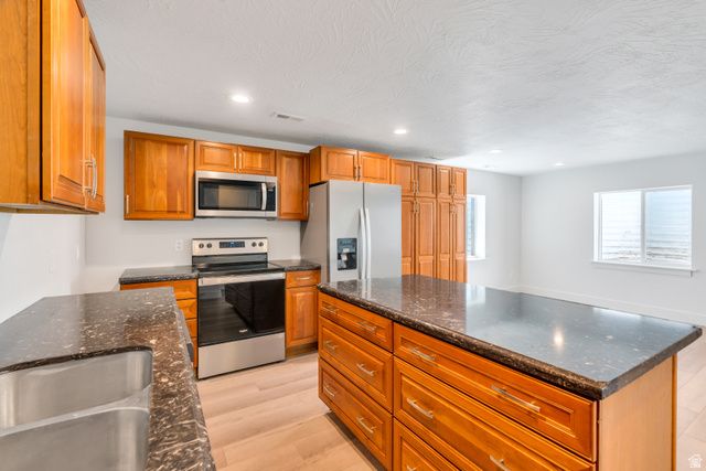 304 E 330 N, Vineyard, UT 84059
