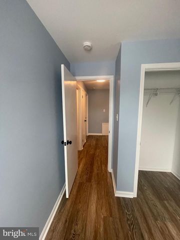 3 FARMHOUSE CT, Sicklerville, NJ 08081