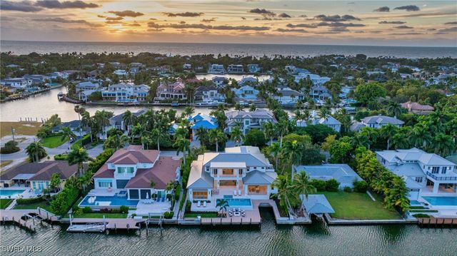 1935 5th ST S, Naples, FL 34102