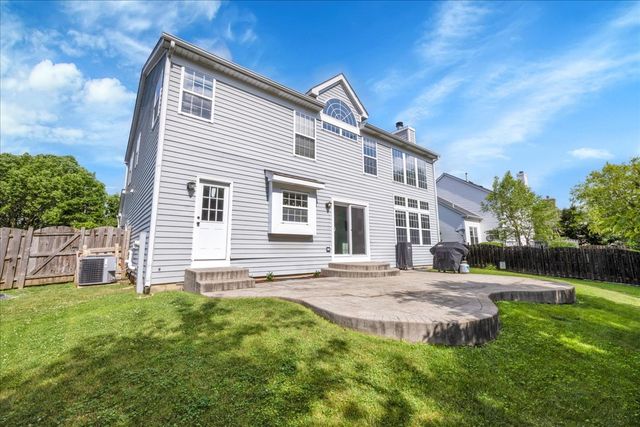 1803 Nashville Lane, Crystal Lake, IL 60014