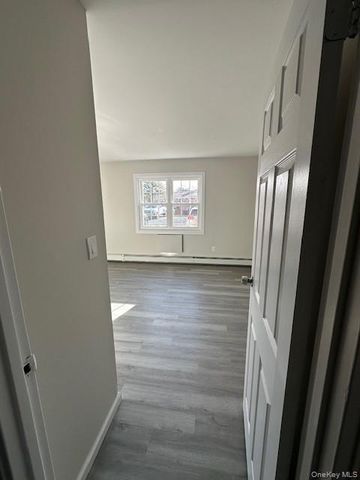 460 Old Town Road 13C, Port Jefferson Station, NY 11776