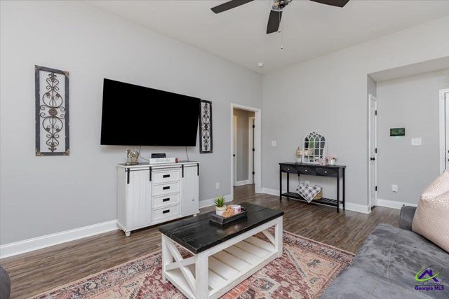 104 Meredith Layne Court, Perry, GA 31069