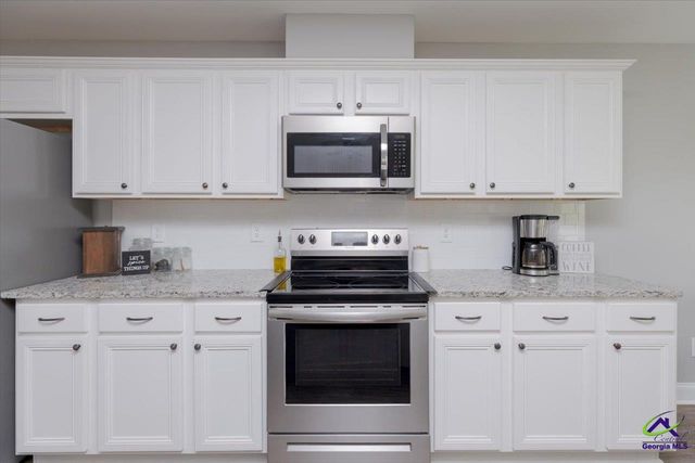 104 Meredith Layne Court, Perry, GA 31069